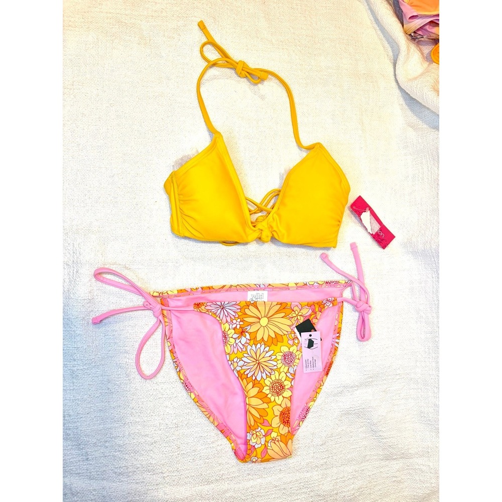 2 piece Bikini- Knot-Front Bralette Top & Reversible Side-Tie Floral Bottom New